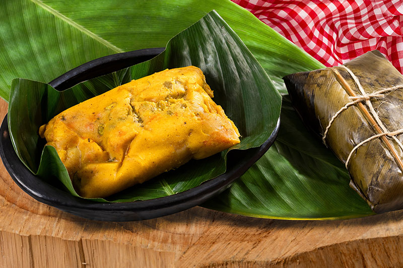 tamal colombiano